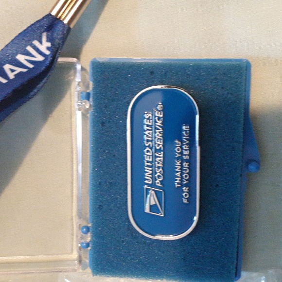 USPS Veterans Assorted Items - Picture 5 of 6